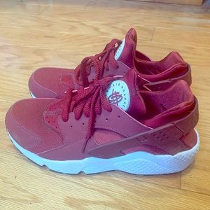 dark pink huaraches